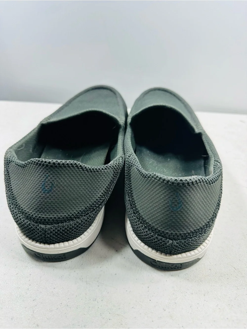 OluKai Kakaha Mesh slip-on size 10